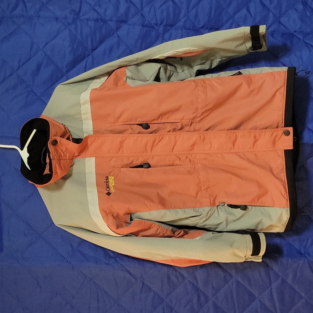 Woman's Columbia Challenge Series Jacket